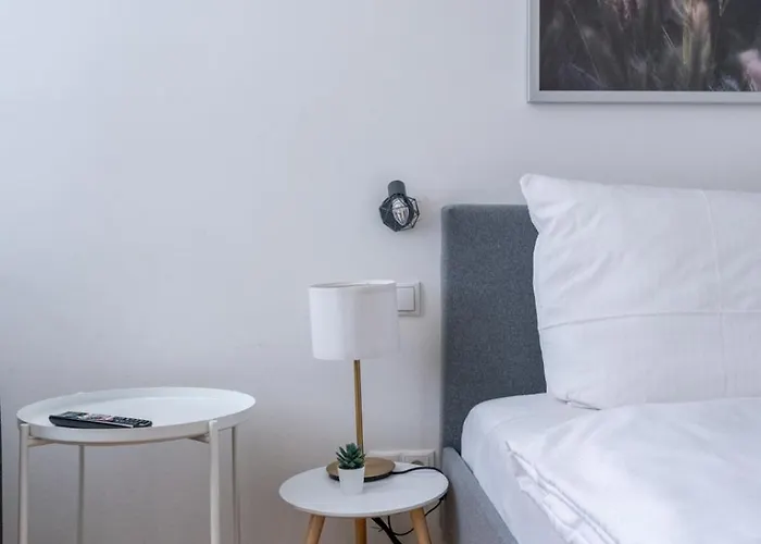 Appartamento Stylish With Air Con & Free Parking